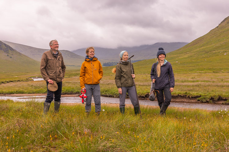 St Andrews researchers Dr Iain Matthews, Dr Lydia Cole and Dr Althea Davies and PhD candidate Kayleigh Leatherbarrow at peatland, near Loch Treigh, Corrour.