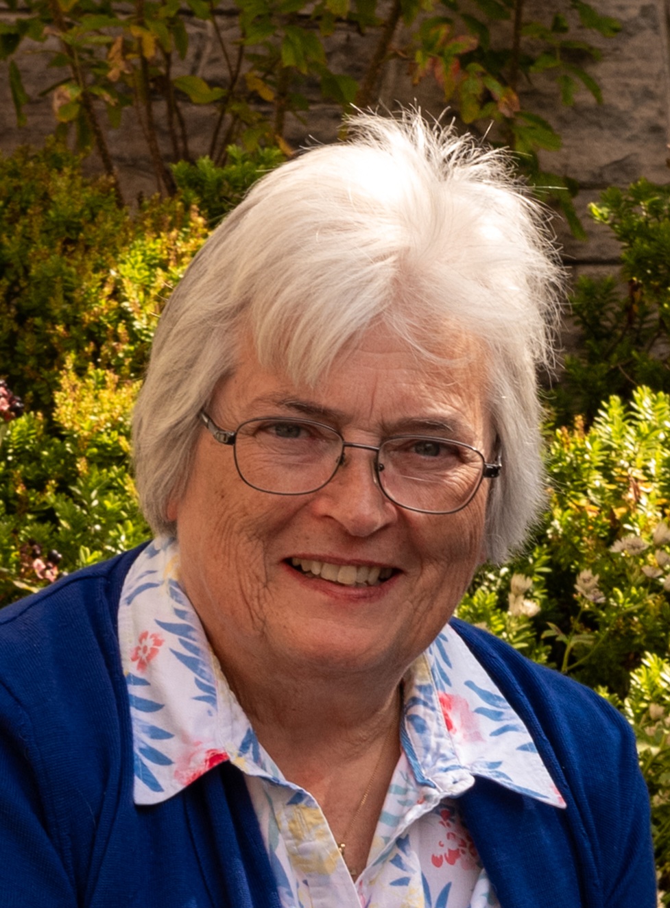 Dr Mary Stevens
