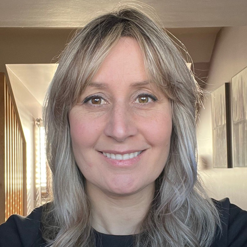 Headshot of Lisa Neilson