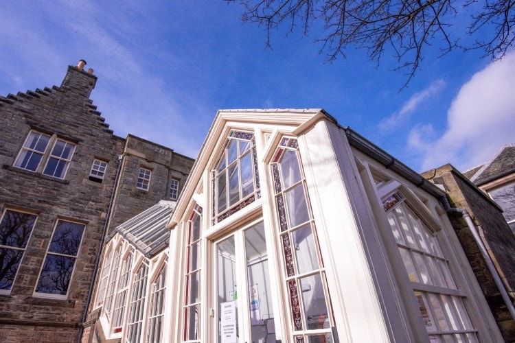 Photo of the Castlecliffe foyer