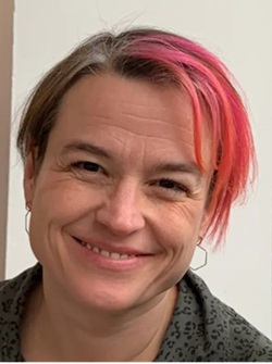 Professor Bettina Bildhauer